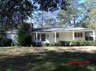 1220 10th St SE, Moultrie, GA 31768