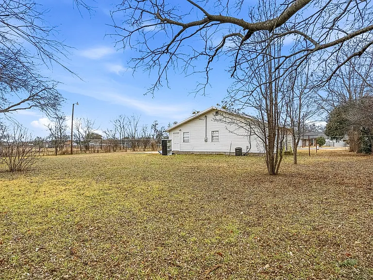 1412 Chase Ave — Photo 20
