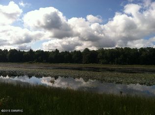 White Lake Dr, Twin lake, MI 49457