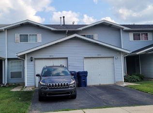 2605 E Martha Pl, Burnham, IL 60633