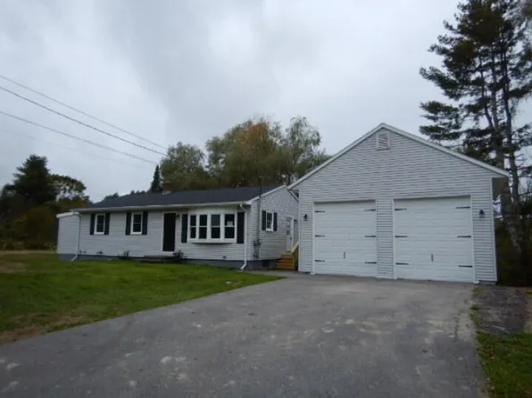 29 Washburn Drive, Gorham, ME 04038