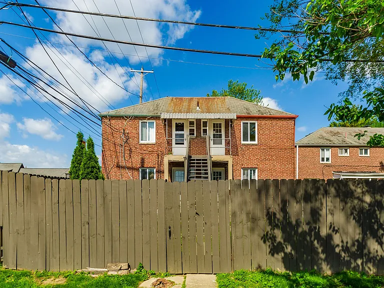 1650 Northwest Blvd #B — Photo 23