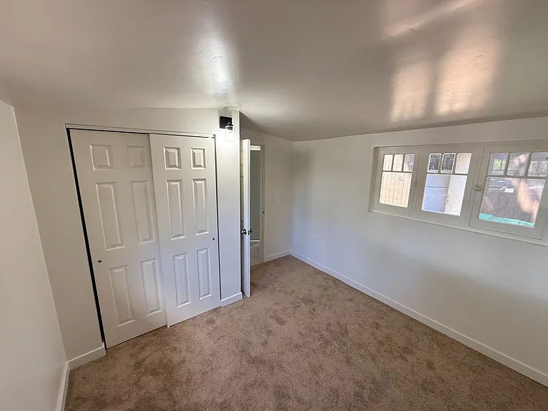 1212 Twenty Fredericks 390 Ptwy — Photo 9
