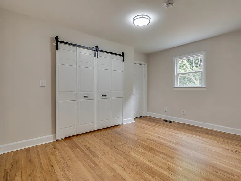 1210 Thomas Blvd — Photo 17