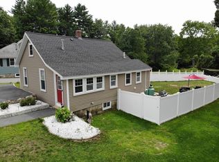 33 Riverside Dr, North Reading, MA 01864