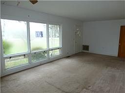 2nd image of 414 Richland Cir