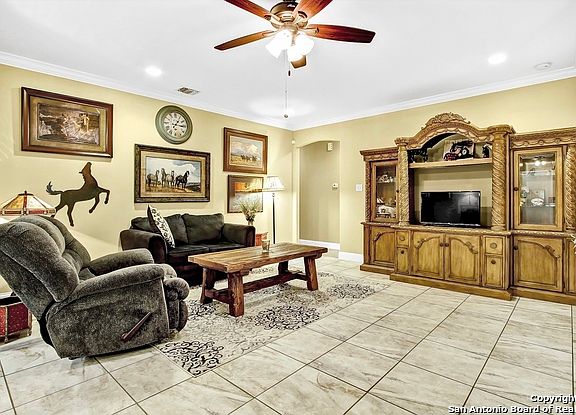 4th image of 4706 Dagmar Dr