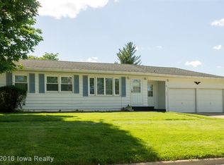 201 N 9th St, Indianola, IA 50125