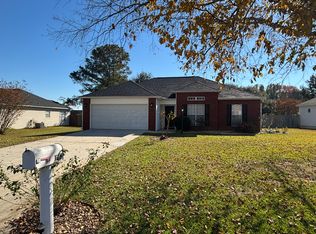 125 Castle Pines Dr, Bonaire, GA 31005