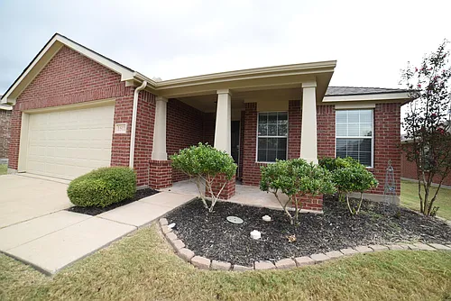1511 Asbury Dr Photo 1