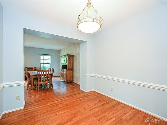4th image of 10215 Willow Dr