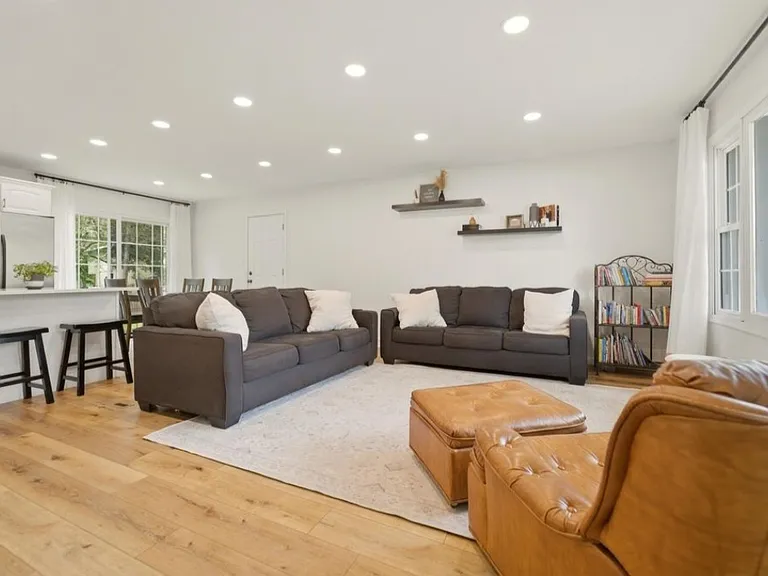 3707 Central Ave — Photo 2
