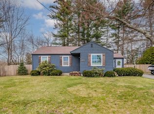 182 Westbrook Dr, Springfield, MA 01129