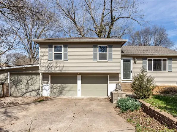 3702 N Lister Ave, Kansas City, MO 64117