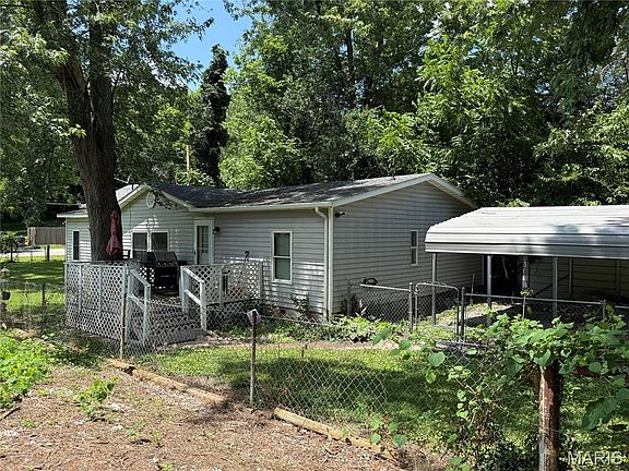 3rd image of 804 Walnut St