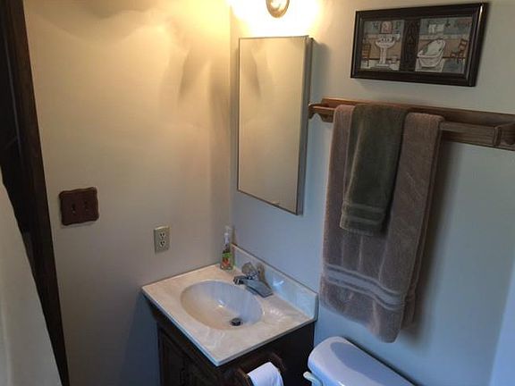 Full bathroom continued