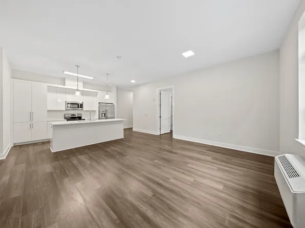 121 34th Street image 6 of 46