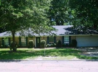 106 Spanish Moss Dr, Clinton, MS 39056