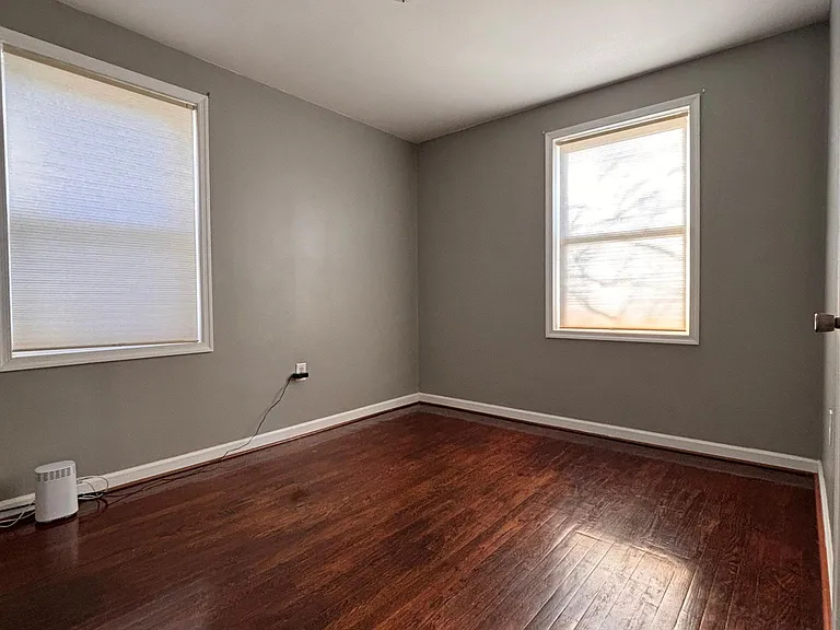Rosemary Ln — Photo 18