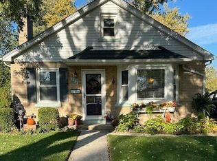 132 Beverly Blvd, Hobart, IN 46342