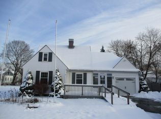 9 Willey St, Rochester, NH 03867