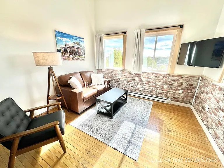 113 N Lancey St #202 — Photo 6