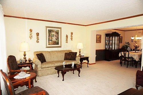 5th image of 13662 Sturbridge Pl NW