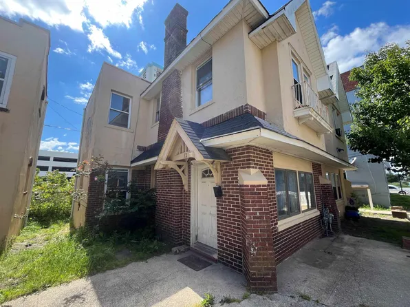 12 Belle Haven Ct, Atlantic City, NJ 08401