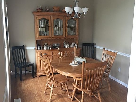 5th image of 132 Randall Dr