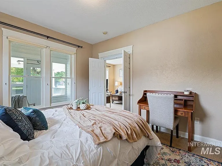 520 S 15th Ave — Photo 25