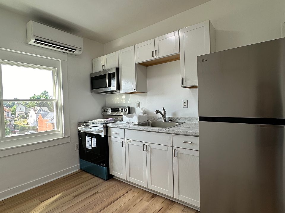 1st image of 109 E Agnew Ave #2