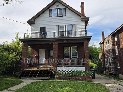 4370 Saint Lawrence Ave #1 Photo 1