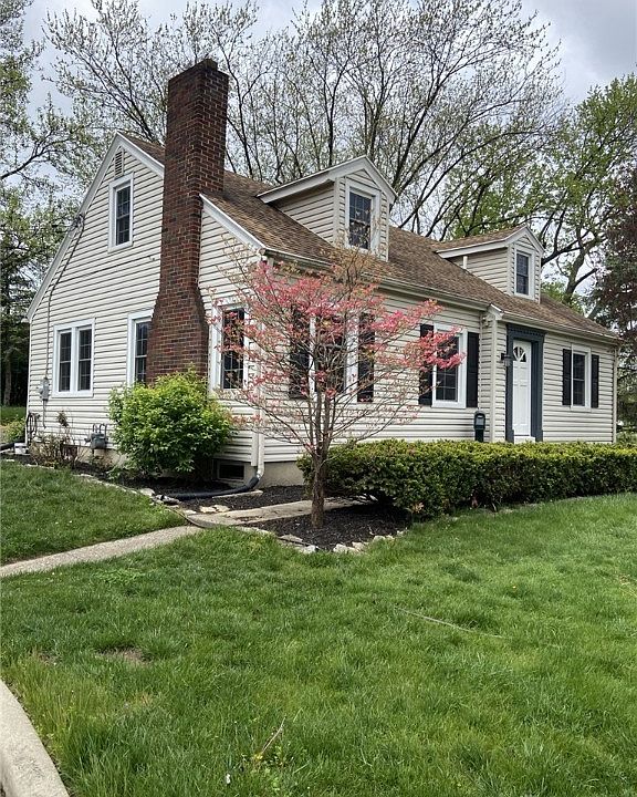1st image of 2647 Acorn Dr