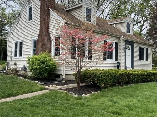 2647 Acorn Dr, Dayton, OH 45419