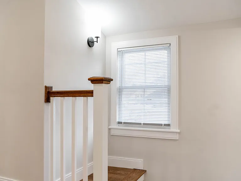 11 Falkland St #2 — Photo 12