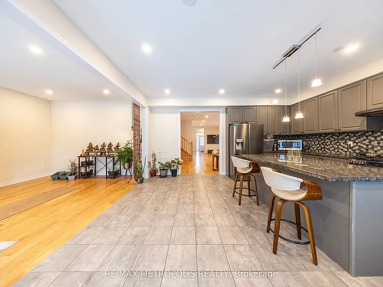 217 Ronald Guscott St #MAIN — Photo 14