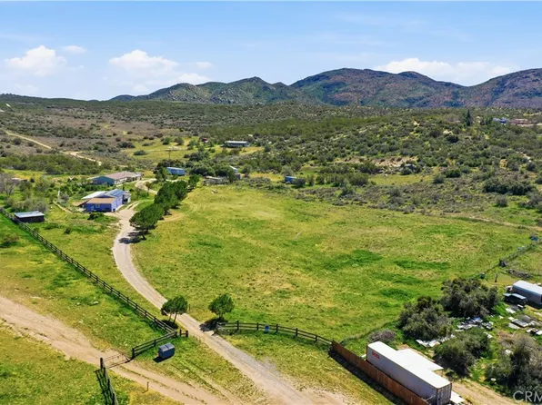 53985 Robin Ln, Aguanga, CA 92536