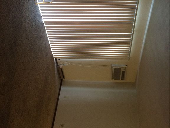 3rd image of 4604 Governors Dr APT 6