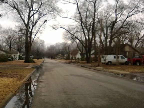 5th image of 114 Roosevelt Ave