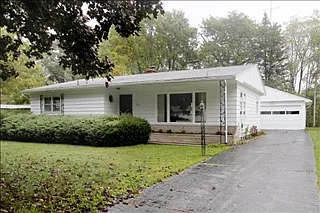 517 N Douglas Ave photo 1