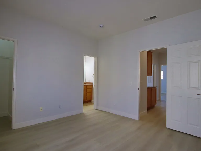 3750 Mykonos Ln #111 — Photo 19