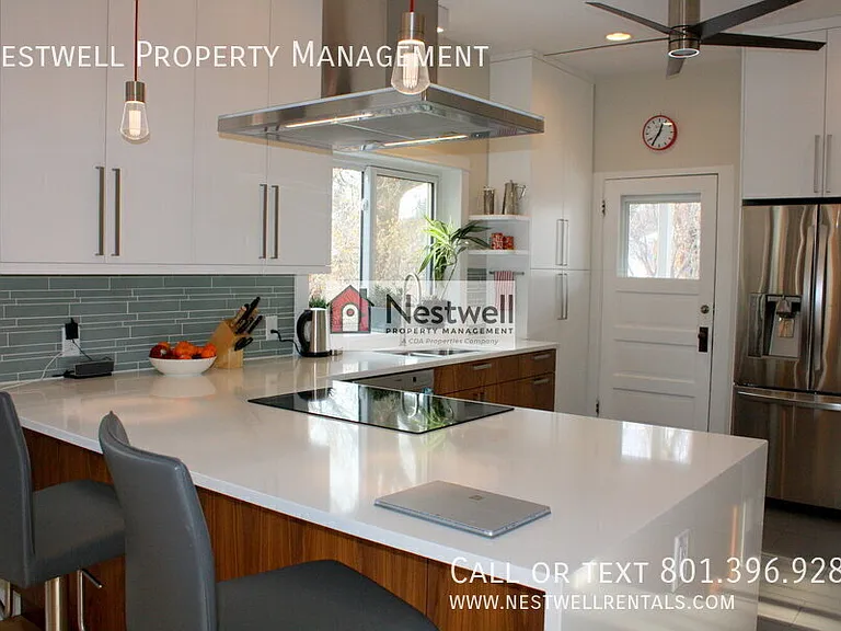 986 S Lake St — Photo 8