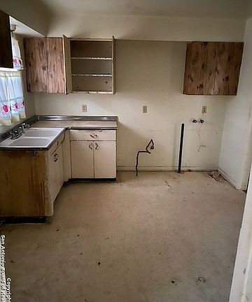 3rd image of 155 Lively Dr