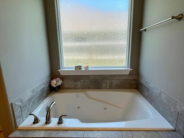 1902 W Broadway Pl — Photo 14