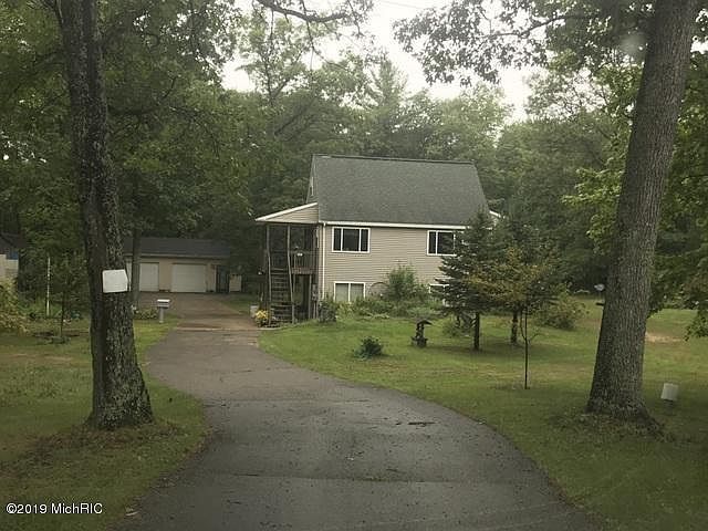 1st image of 9255 N Woodbridge Dr