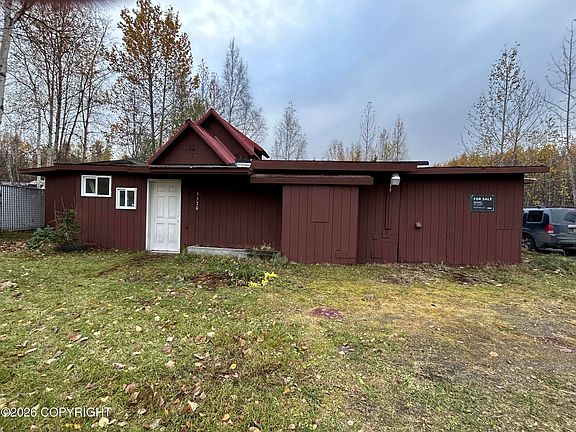 2nd image of 5570 W Limberlost Ave