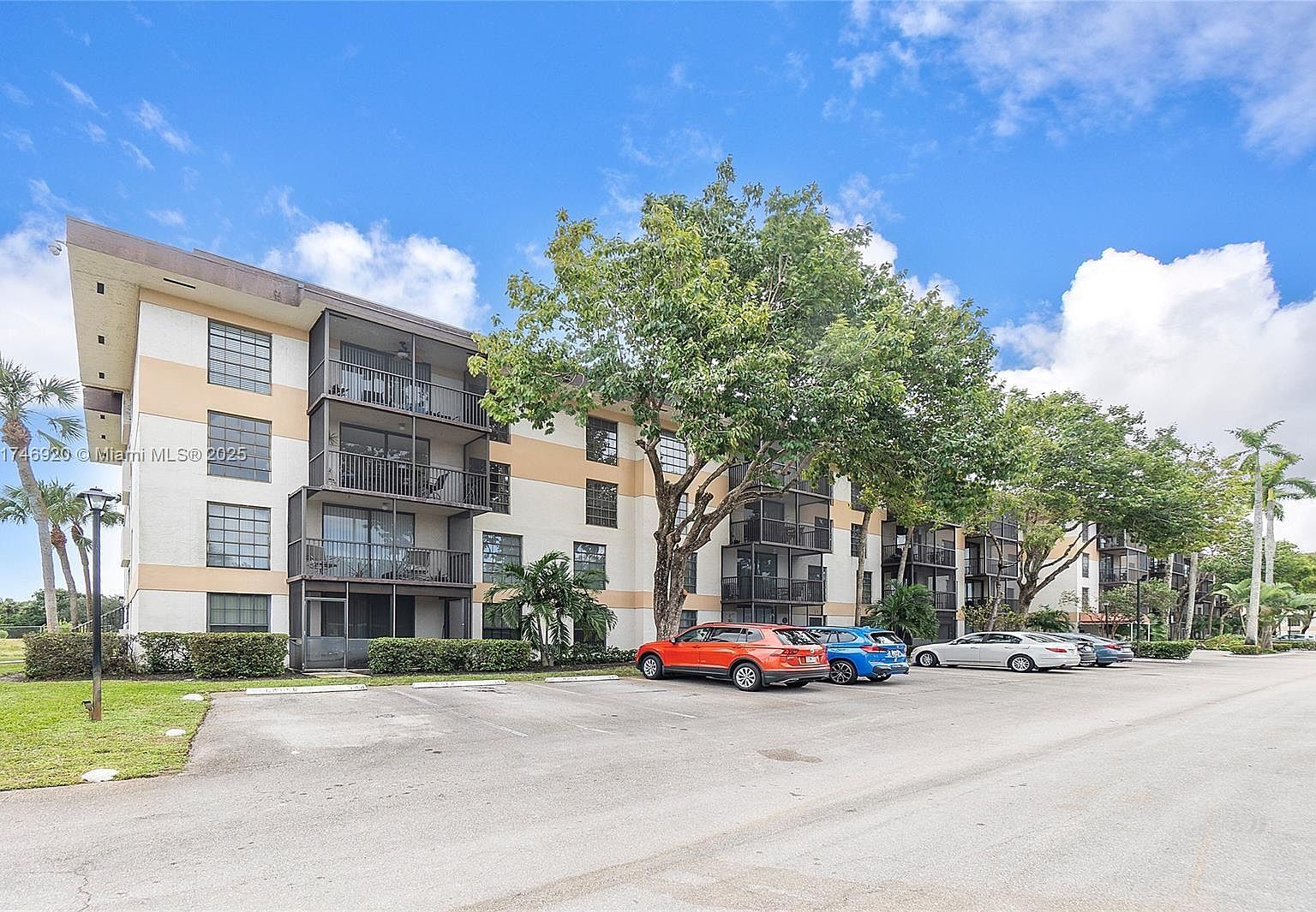 5530 NW 44th St APT 306C