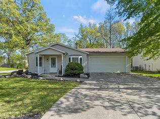 4103 Castell Dr, Fort Wayne, IN