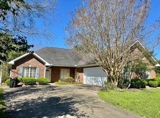 1404 Cobblestone Ln, Demopolis, AL 36732