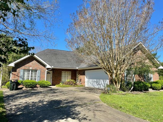 1404 Cobblestone Ln Demopolis Al 36732 Mls 21 31 Zillow